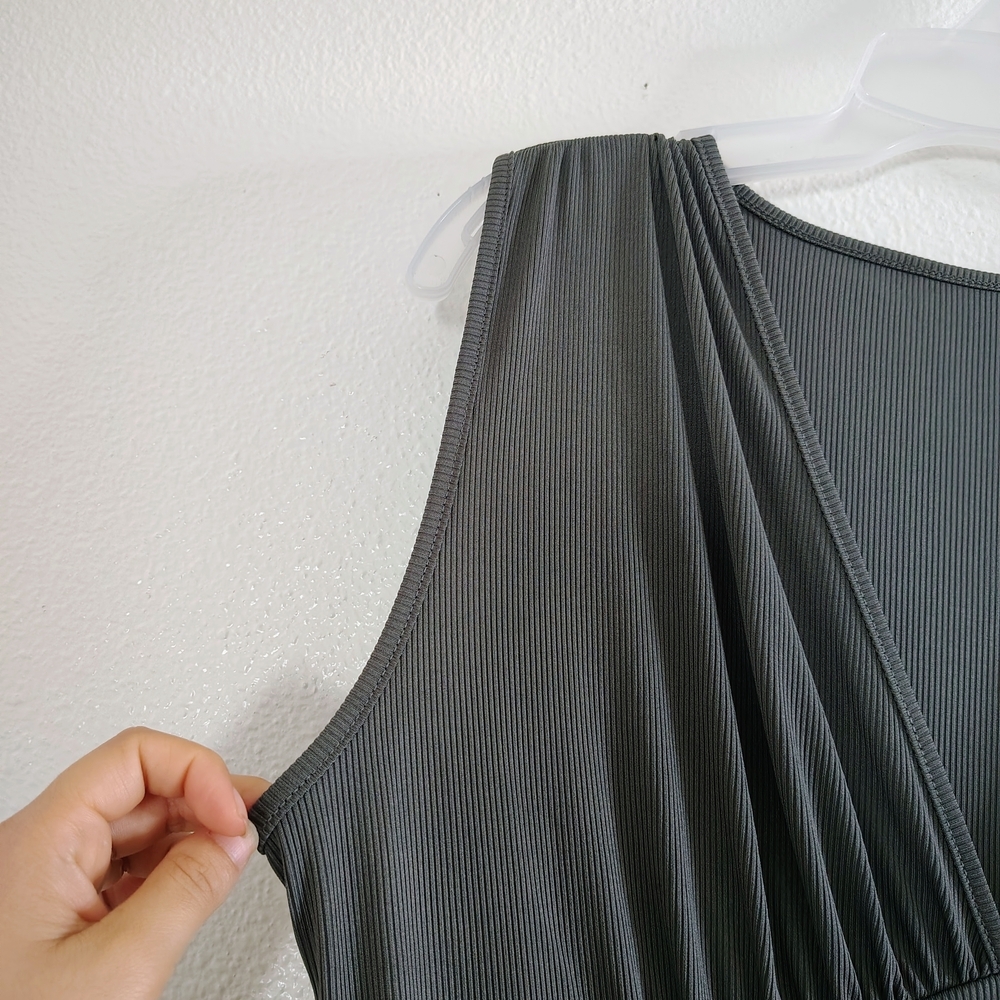 YOZY Gray Ribbed V Neck Wide Leg Jumpsuit Pockets XL Relax Style NWT - Picture 5 of 14